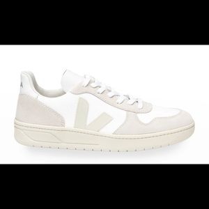 Veja V-10 Brand New